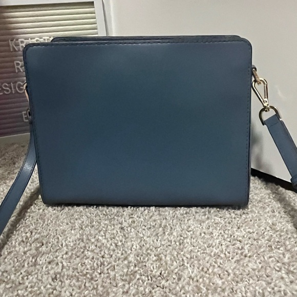 Michael Kors Rivington Studded Medium Messenger Bag Blue - Picture 12 of 12
